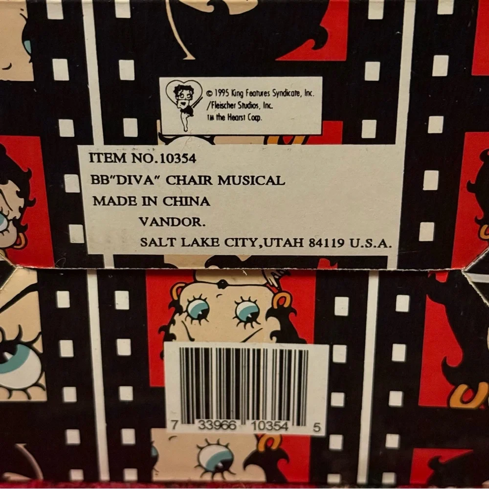 Vintage Betty Boop music box lot (2) with bonus lunchbox!!!! - Picture 13 of 16